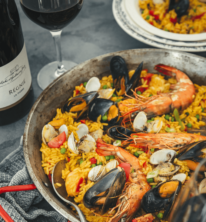 Seafood paella