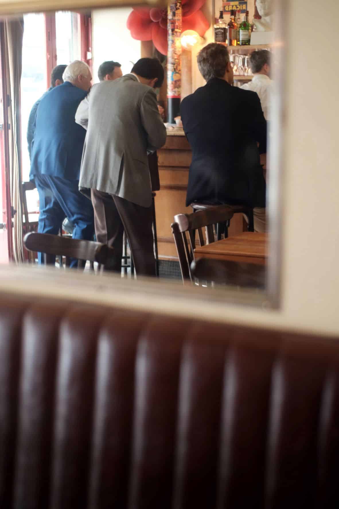 Le bar du Bistrot Beaujolais La Tute