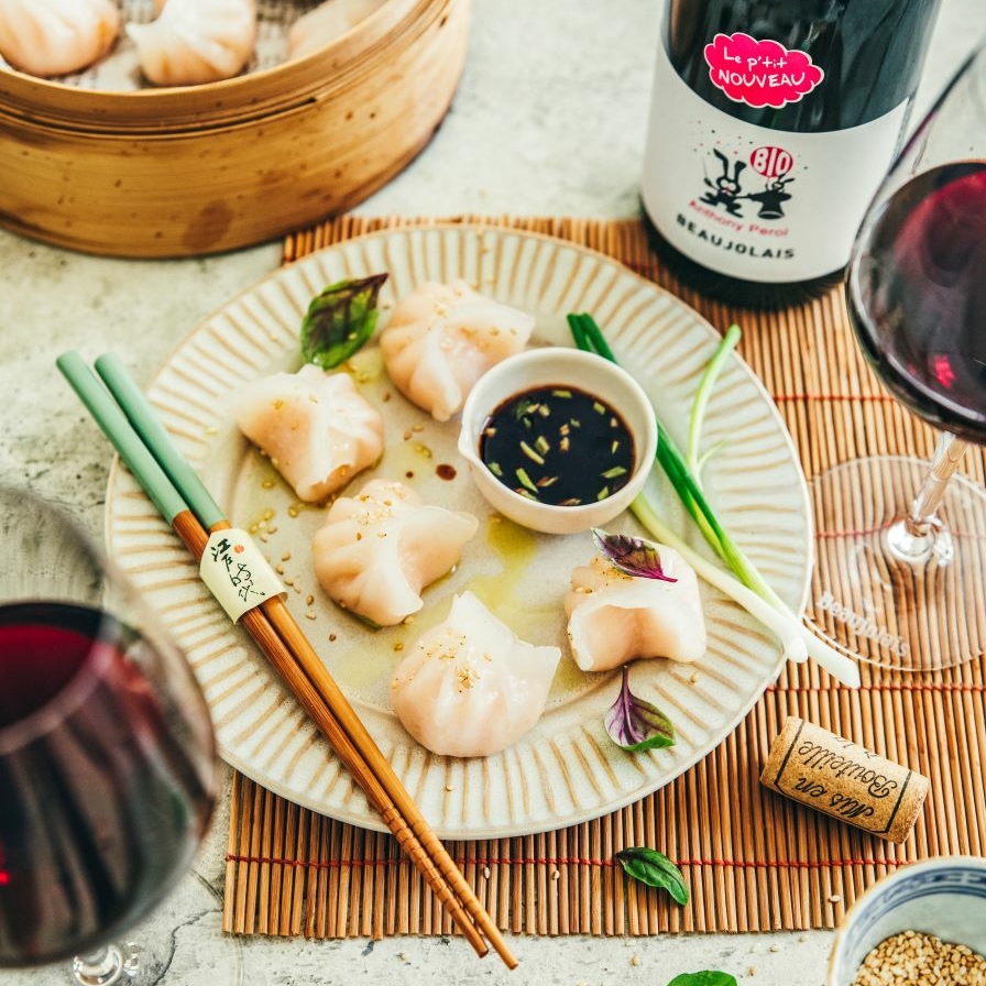 Gyosas et Beaujolais Nouveau, un accord vin et plat asiatique juteux